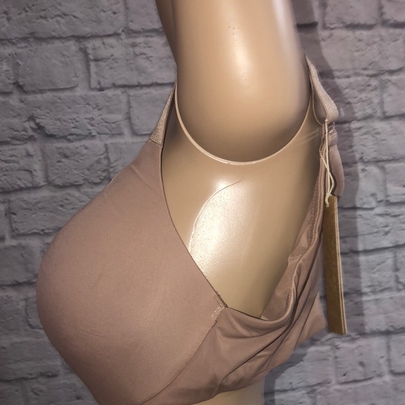 SKIMS Smoothing intimate full coverage lightly lined bra - Picture 6 of 9